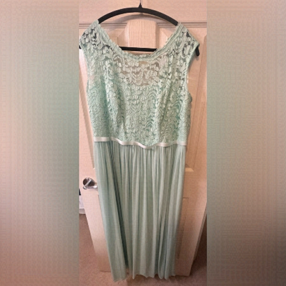 MINT Lace Bridesmaids Dress - Picture 1 of 11